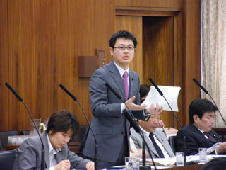 総務委員会・電波法改正案審議